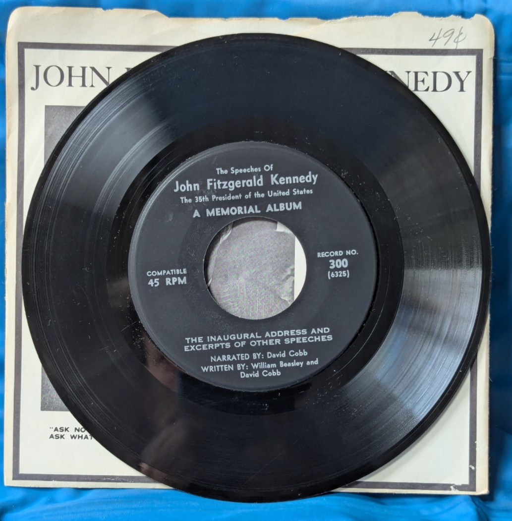President John F Kennedy Lot of 2 7″ Records ~ Inagural Address & Memorial Album