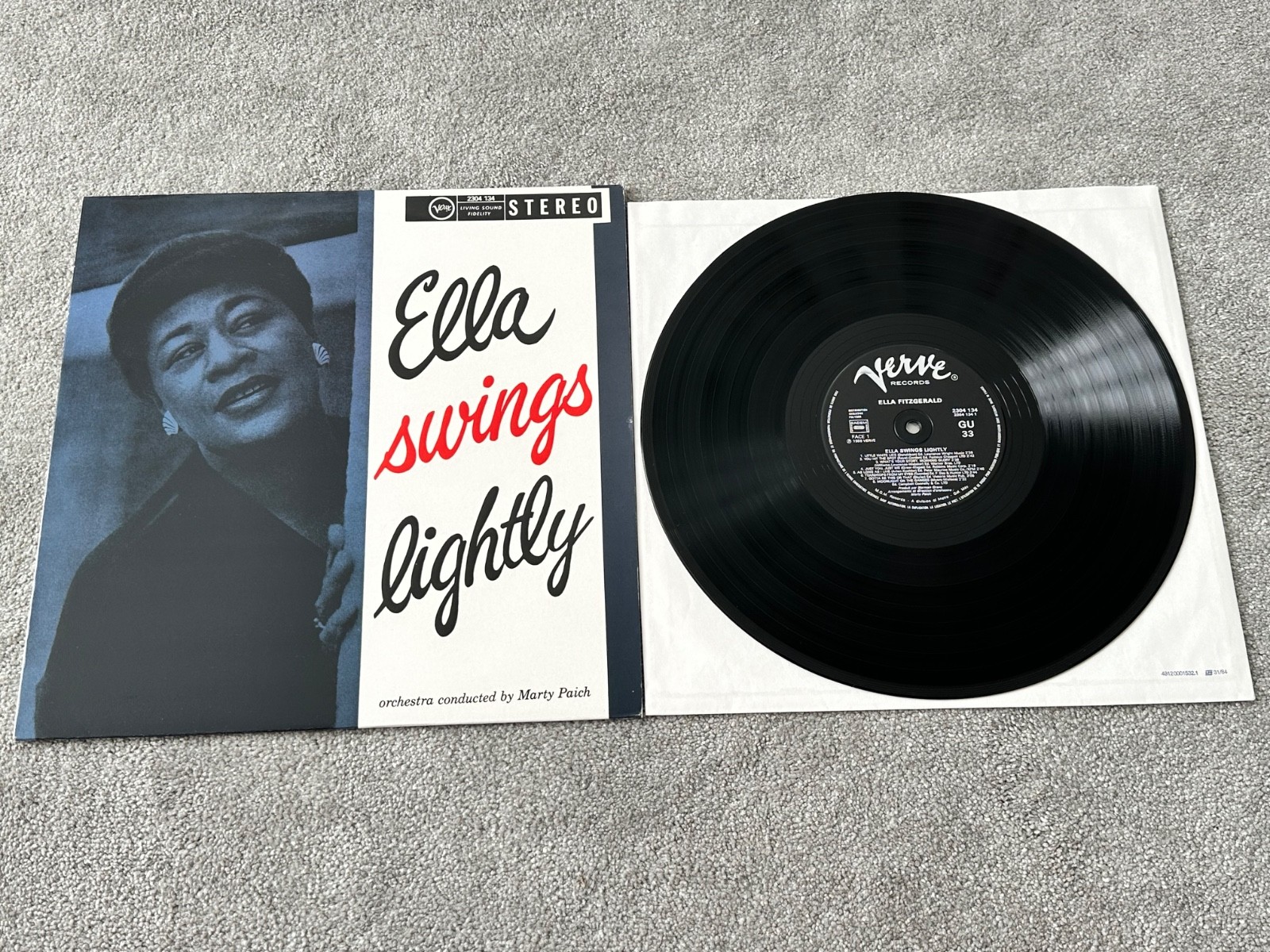ELLA FITZGERALD – ELLA SWINGS LIGHTLY / NM FRANCE VINYL LP – ULTRASONIC CLEANED!