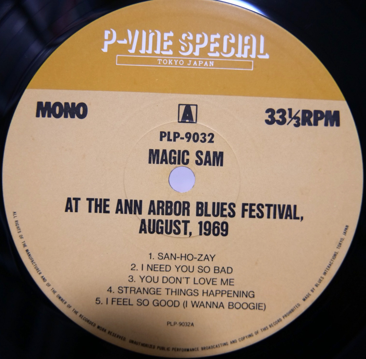 MAGIC SAM / LIVE JAPAN ISSUE DOUBLE LP W/INSERT