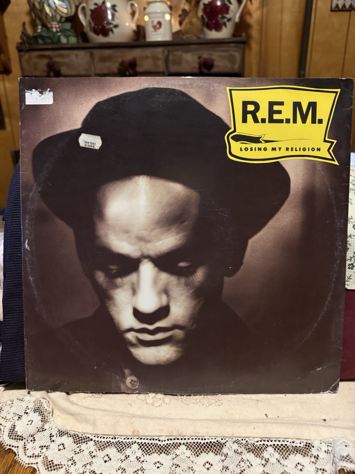 R.E.M. Losing My Religion 12″ Black Vinyl Single Rock Warner 9362-40037-0