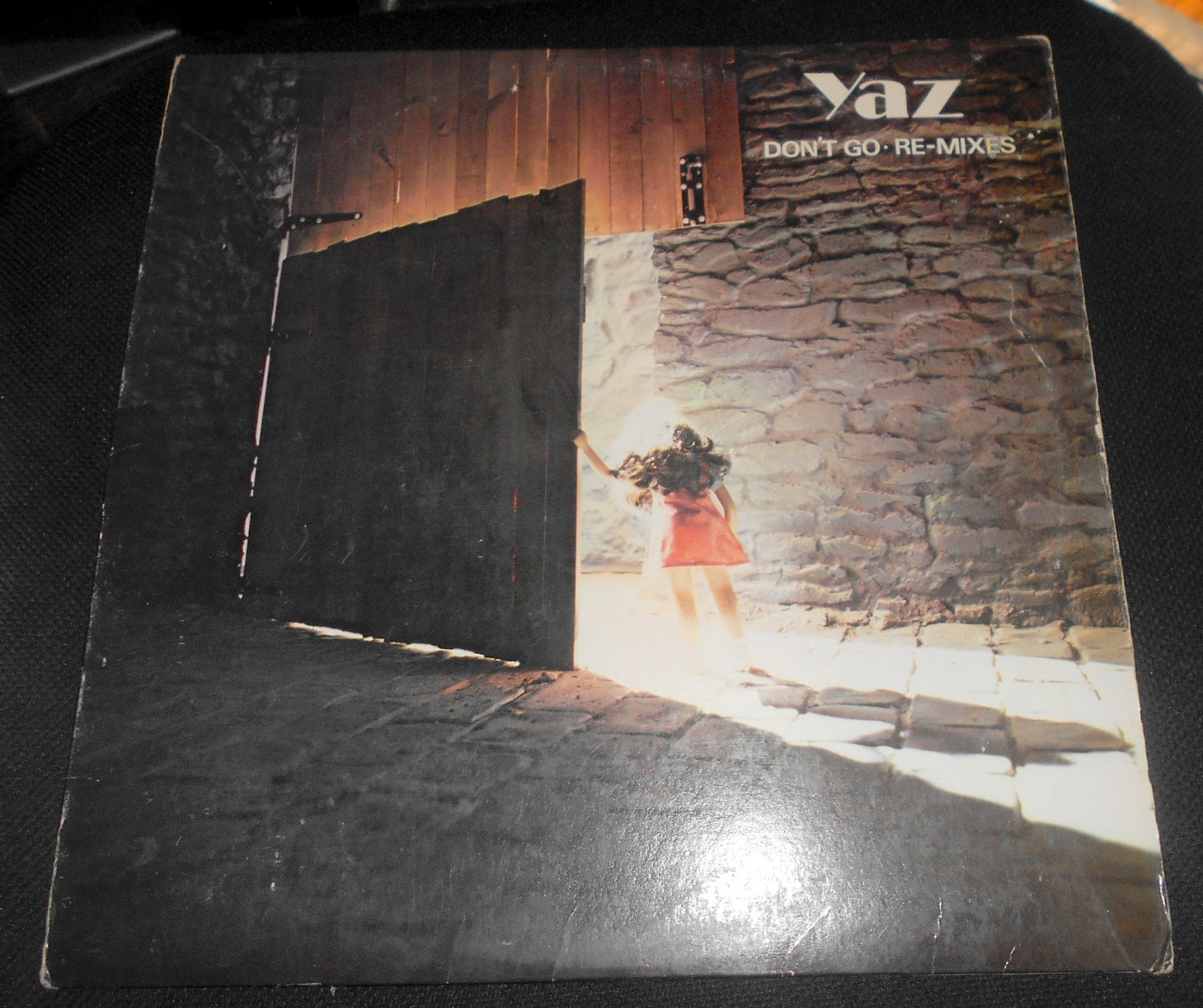 YAZ – Don’t Go Re-mixes Record
