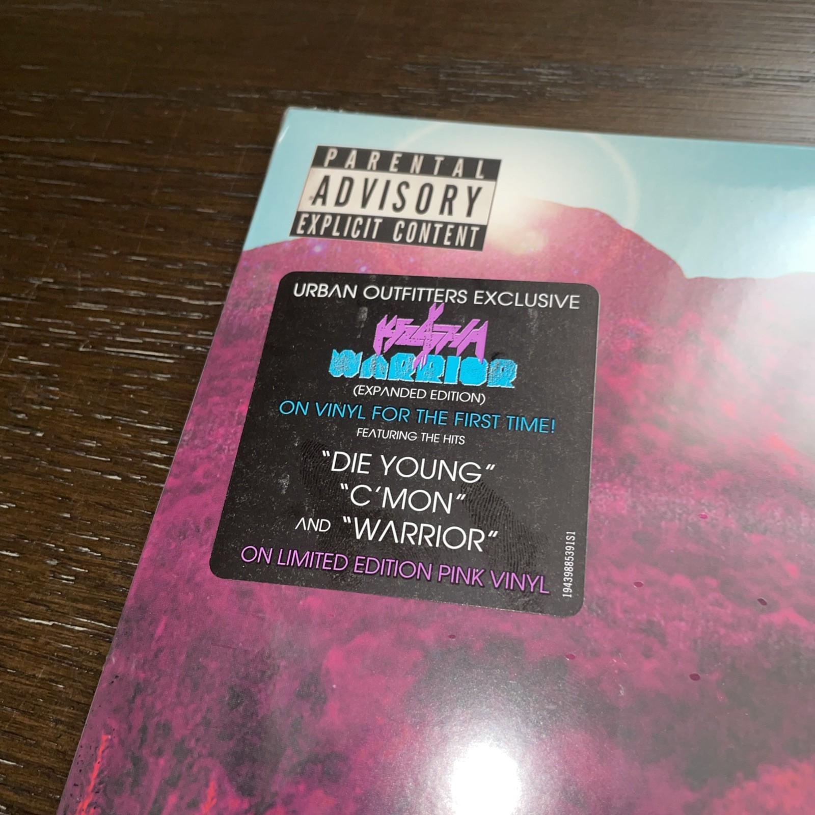 Kesha Warrior Exclusive Limited Edition UO Pink Colored Vinyl 2 LP New Sealed