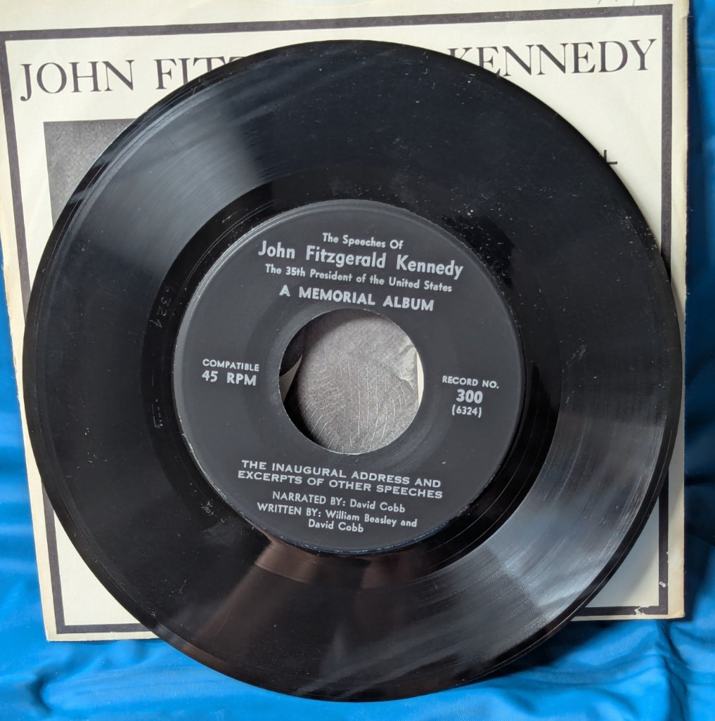 President John F Kennedy Lot of 2 7″ Records ~ Inagural Address & Memorial Album