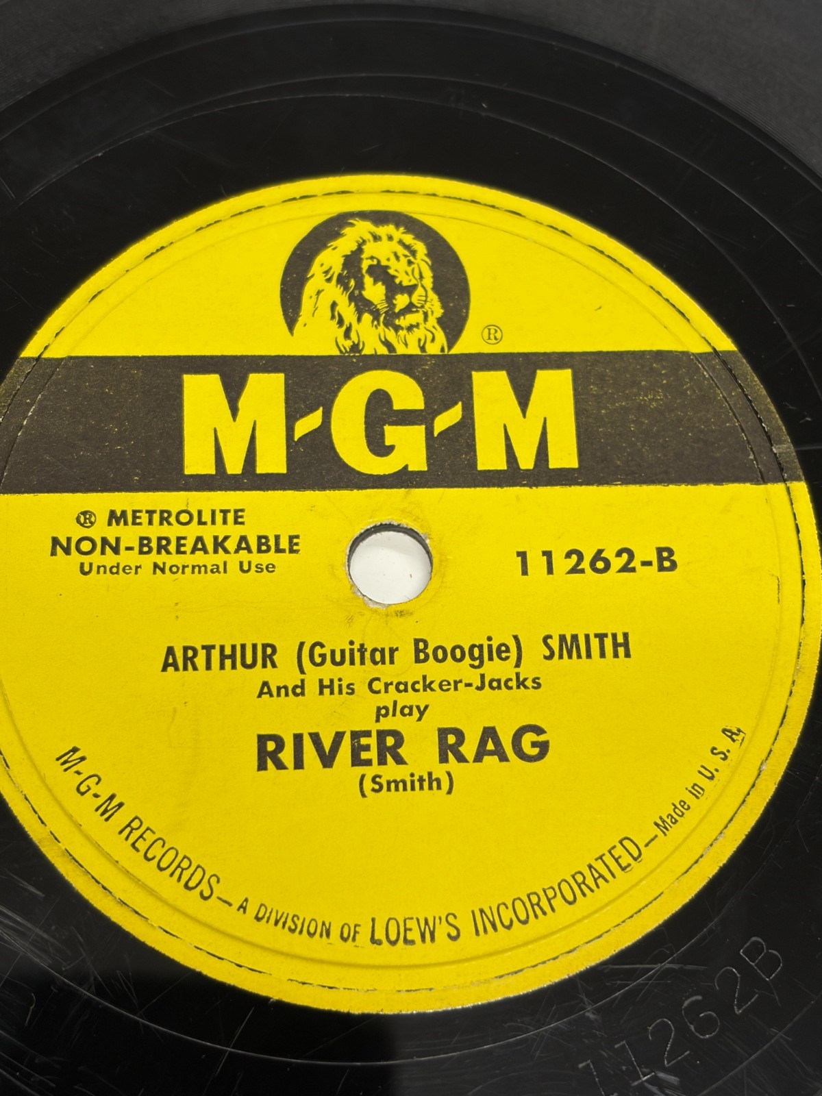 arthur guitar smith – RIVER RAG /left a young’un at our house MGM 78rpm