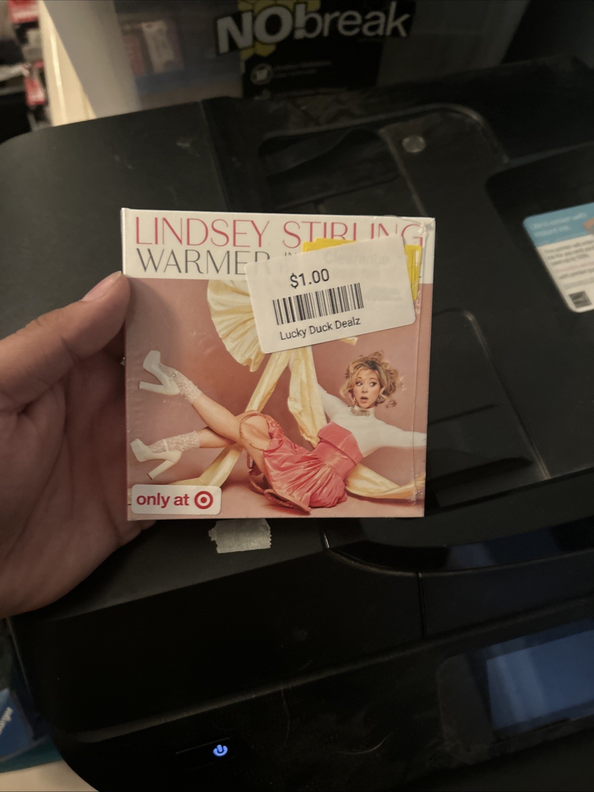 LINDSEY STIRLING – WARMER IN THE WINTER – 4″ PINK TINY VINYL TARGET NEW!