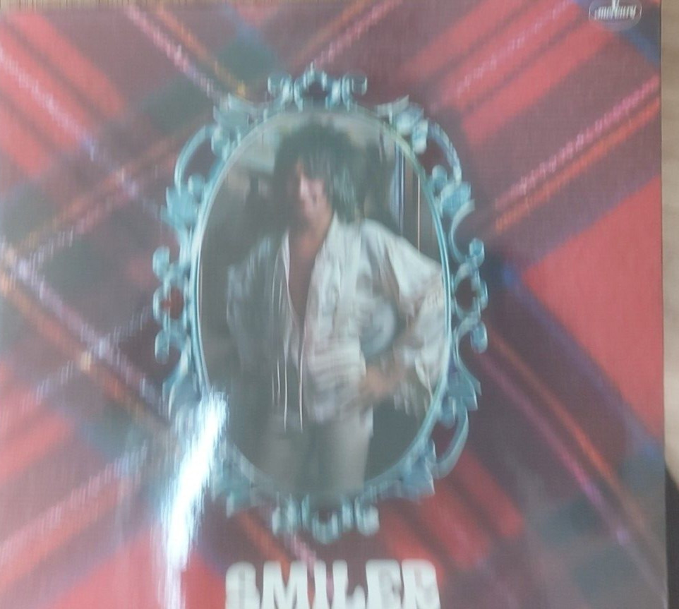 Rod Stewart/Smiler 9104 001 with original inner sleeve. Vinyl