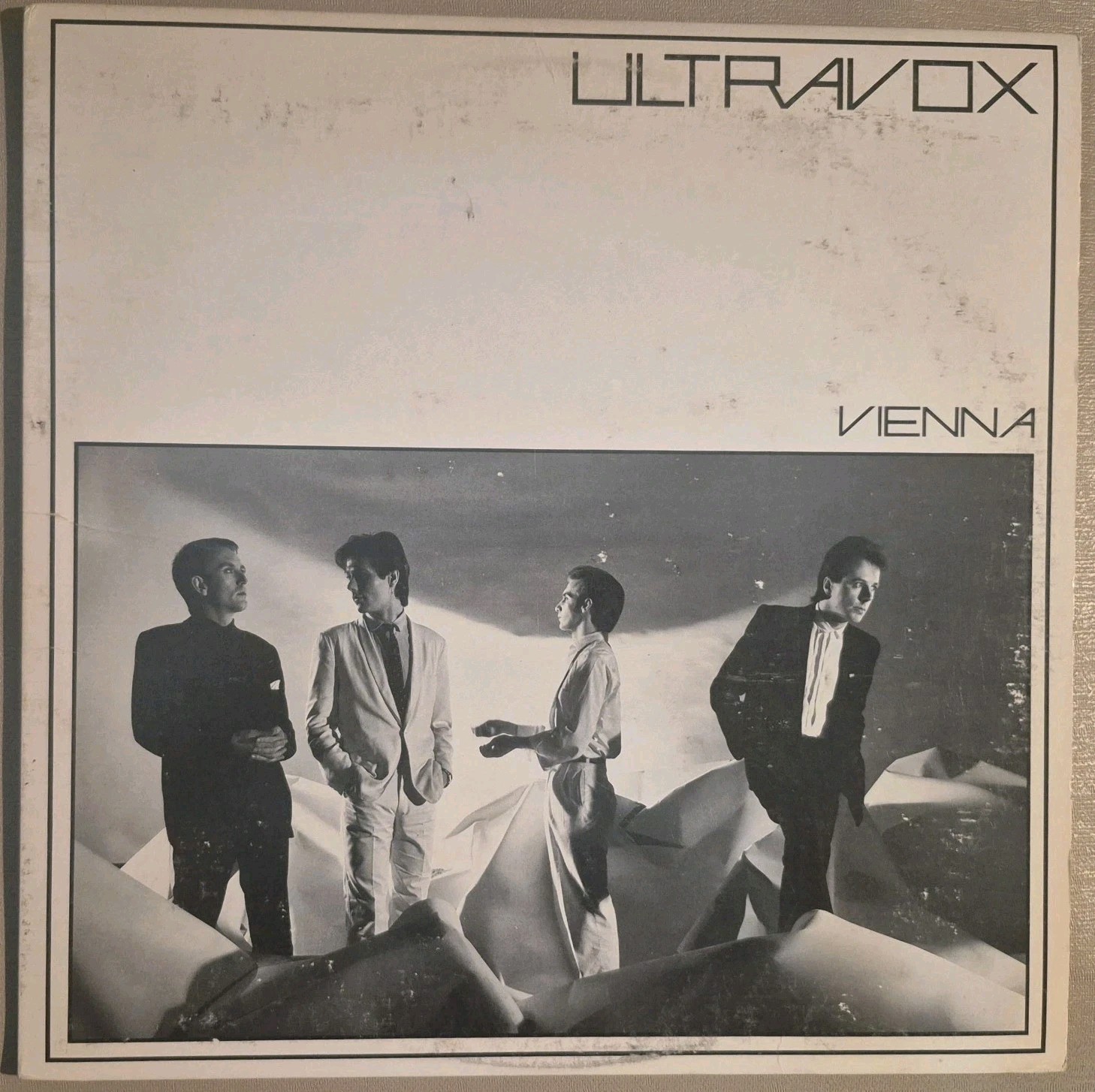 ULTRAVOX/VIENNA/CHRYSALIS CHR 1296/PRE-OWNED/RECORD IS EX CONDITION!
