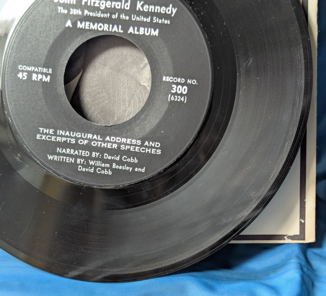 President John F Kennedy Lot of 2 7″ Records ~ Inagural Address & Memorial Album