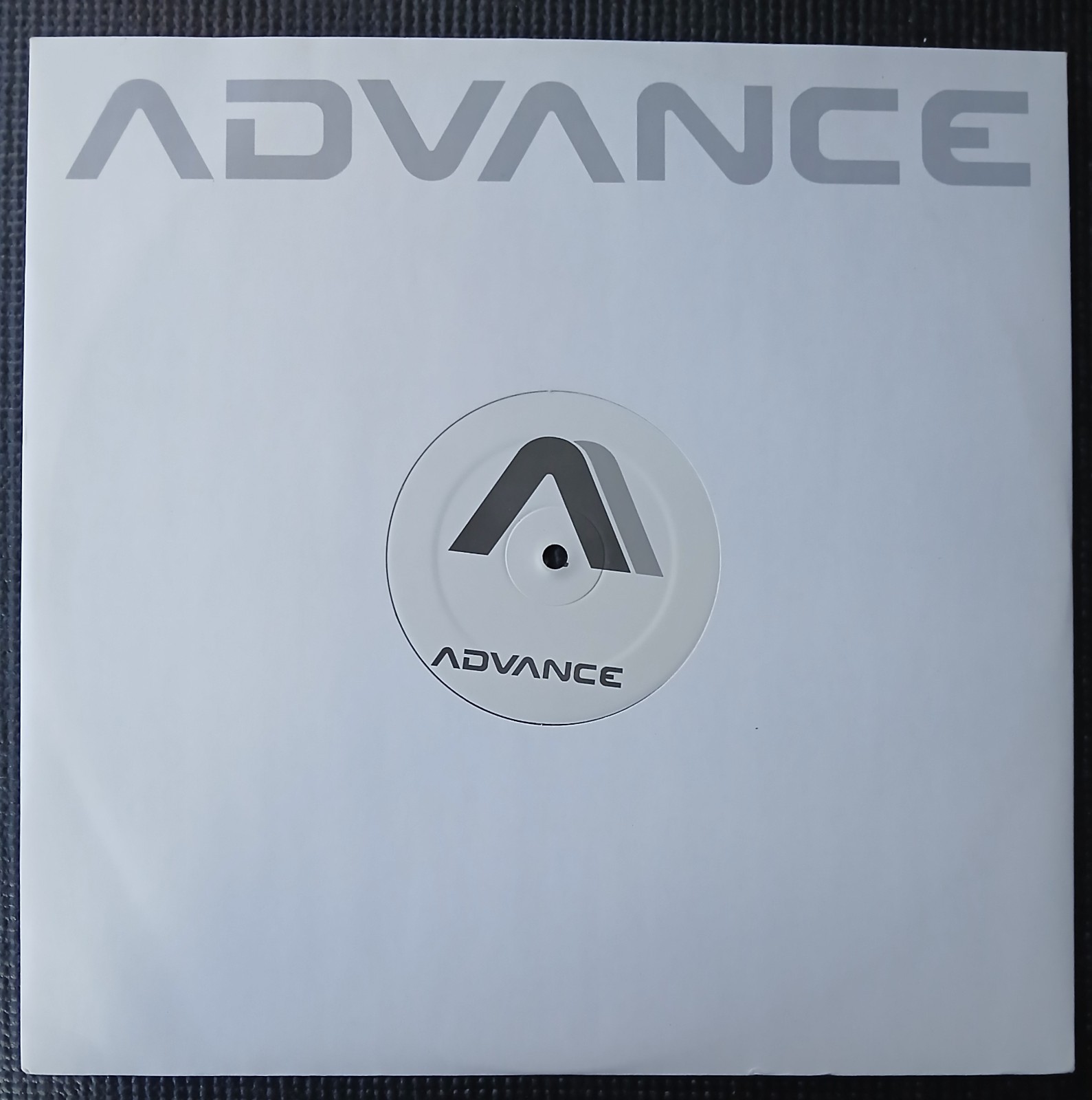 Vinyl Record – Online ‎– Widescreen / Automatic Progressive House 12 ” UK 2000