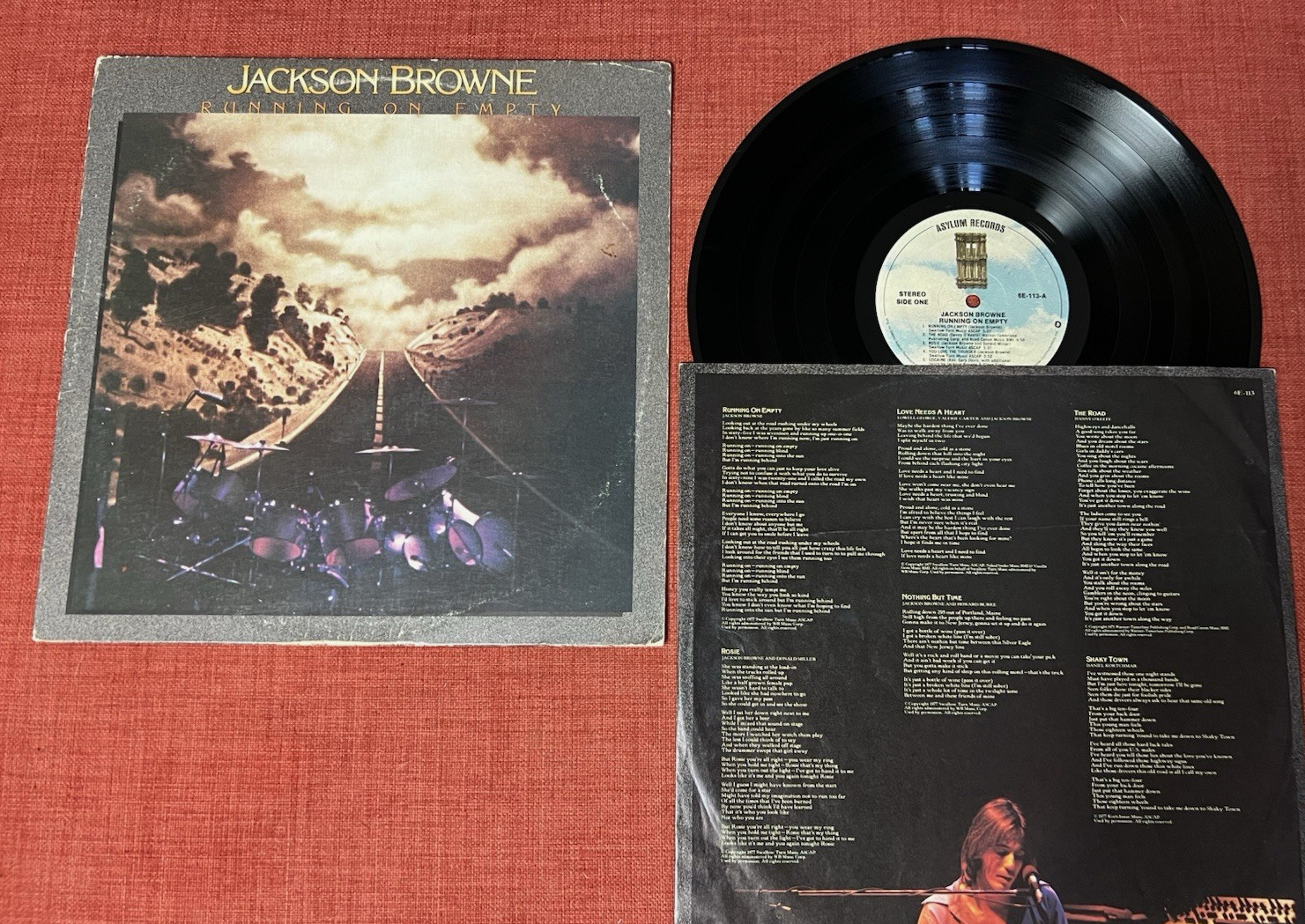 JACKSON BROWNE – Running On Empty / Vinyl LP Record / 1977 Asylum 6E-113