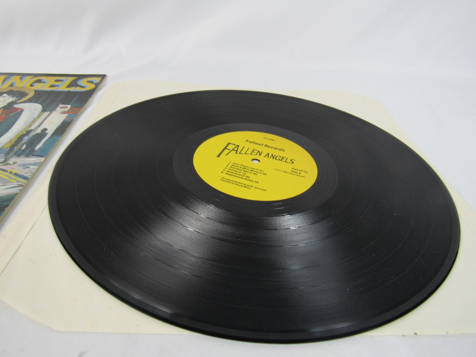 Fallen Angels – Self Titled 1984 12″ Vinyl LP ( FALL LP23 ) Glam Punk Rock