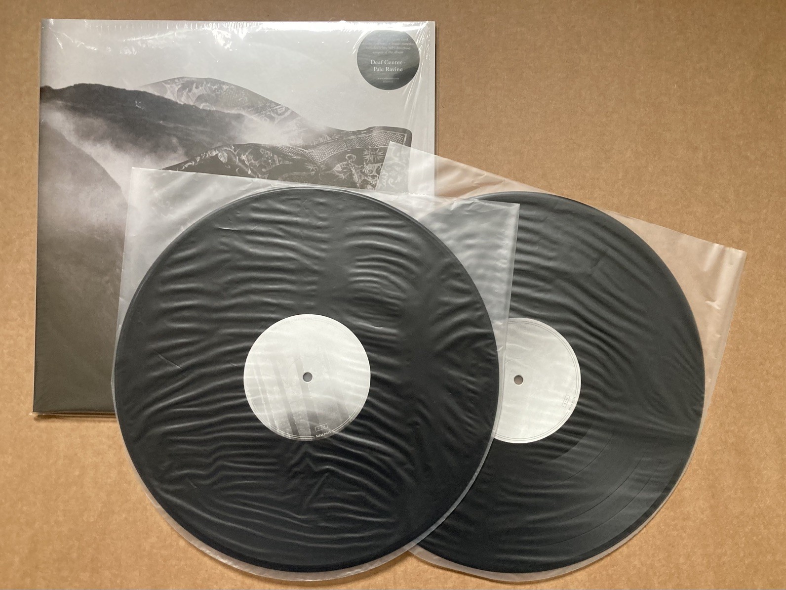 Deaf Center Pale Ravine Vinyl Miasmah – MIA035 2 X LP Boards of Canada