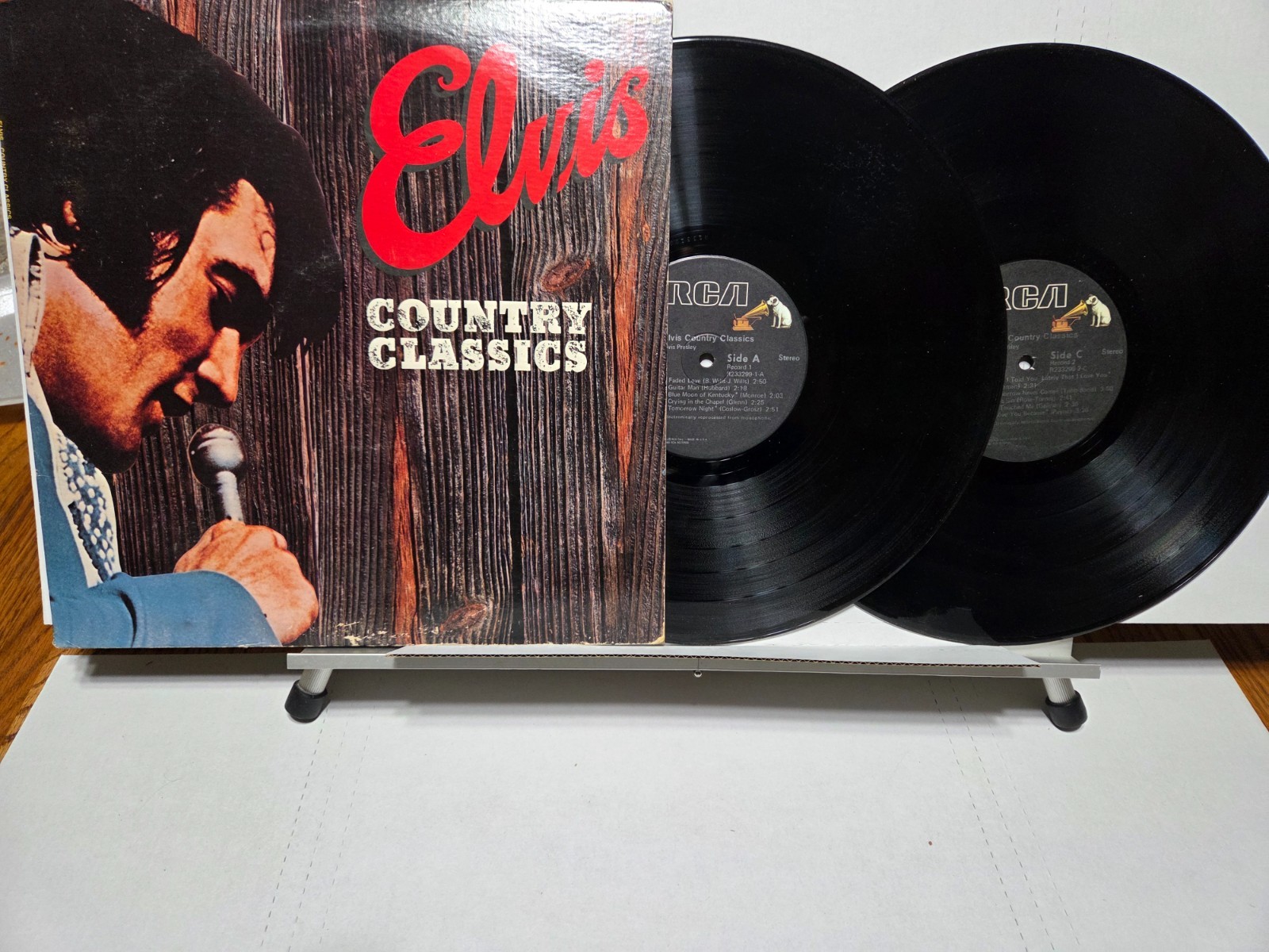 COUNTRY/ COUNTRY ROCK/ COMPLIATION 1980 RCA “ELVIS” COUNTRY CLASSICS 2 LP SET