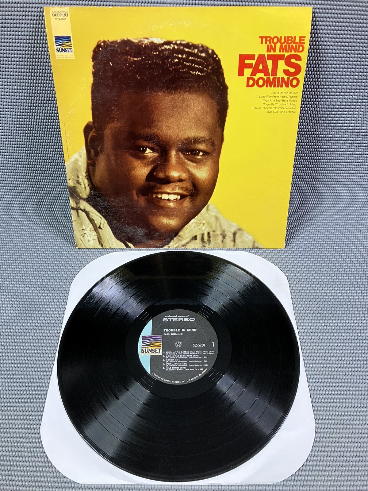 Fats Domino – Trouble In Mind Vinyl LP Sunset Records SUS-5200 Stereo NM