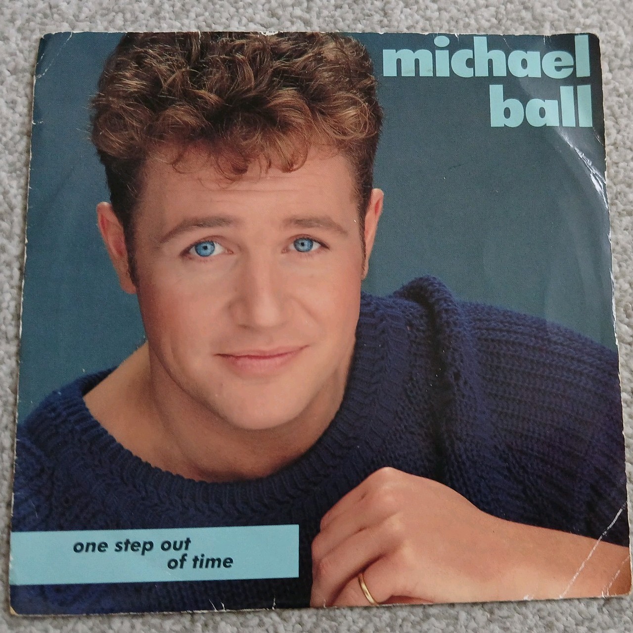 MICHAEL BALL – ONE STEP OUT OF TIME – 7″ Vinyl 45 RPM – POL 102