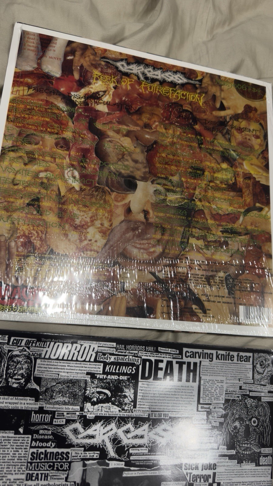 Carcass – Reek Of Putrefaction ( In Shrink With Inner Purple Color Vinyl Record)