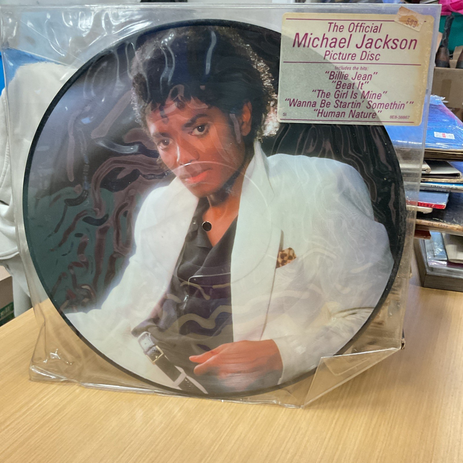 MICHAEL JACKSON – Thriller – Epic 8E8-38867 Picture Disc