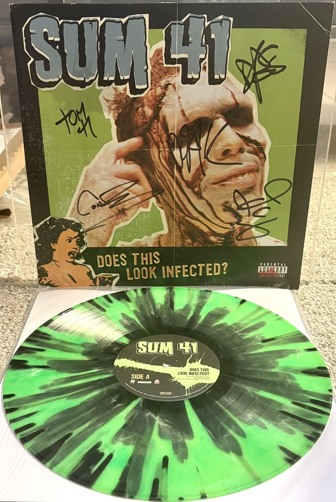 Sum 41 – Does This Look Infected? (FULLY SIGNED) Green w/ Black Splatter vinyl
