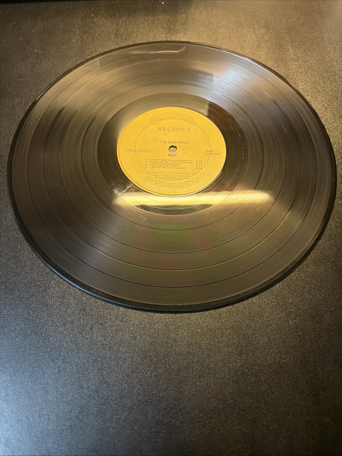 1976 KISS The Originals Vinyl Record LP with Inserts. Limited Edition 1st Print