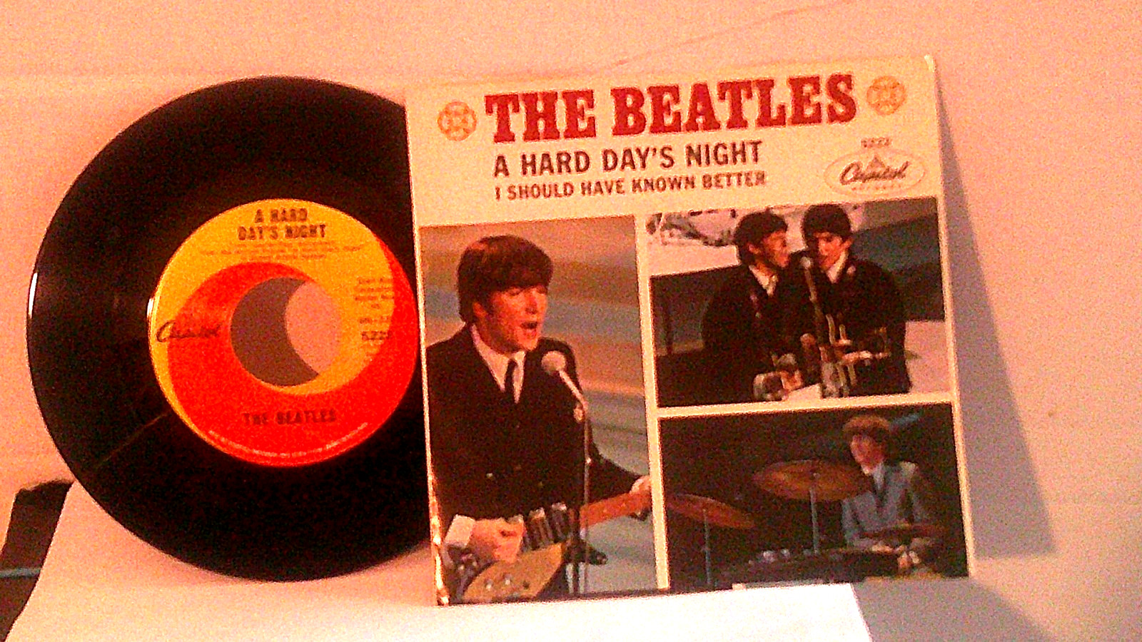 The Beatles,Cap. 5222″A Hard Day’s Night”US,7″45 with P/S,1964 hit classic,Mint