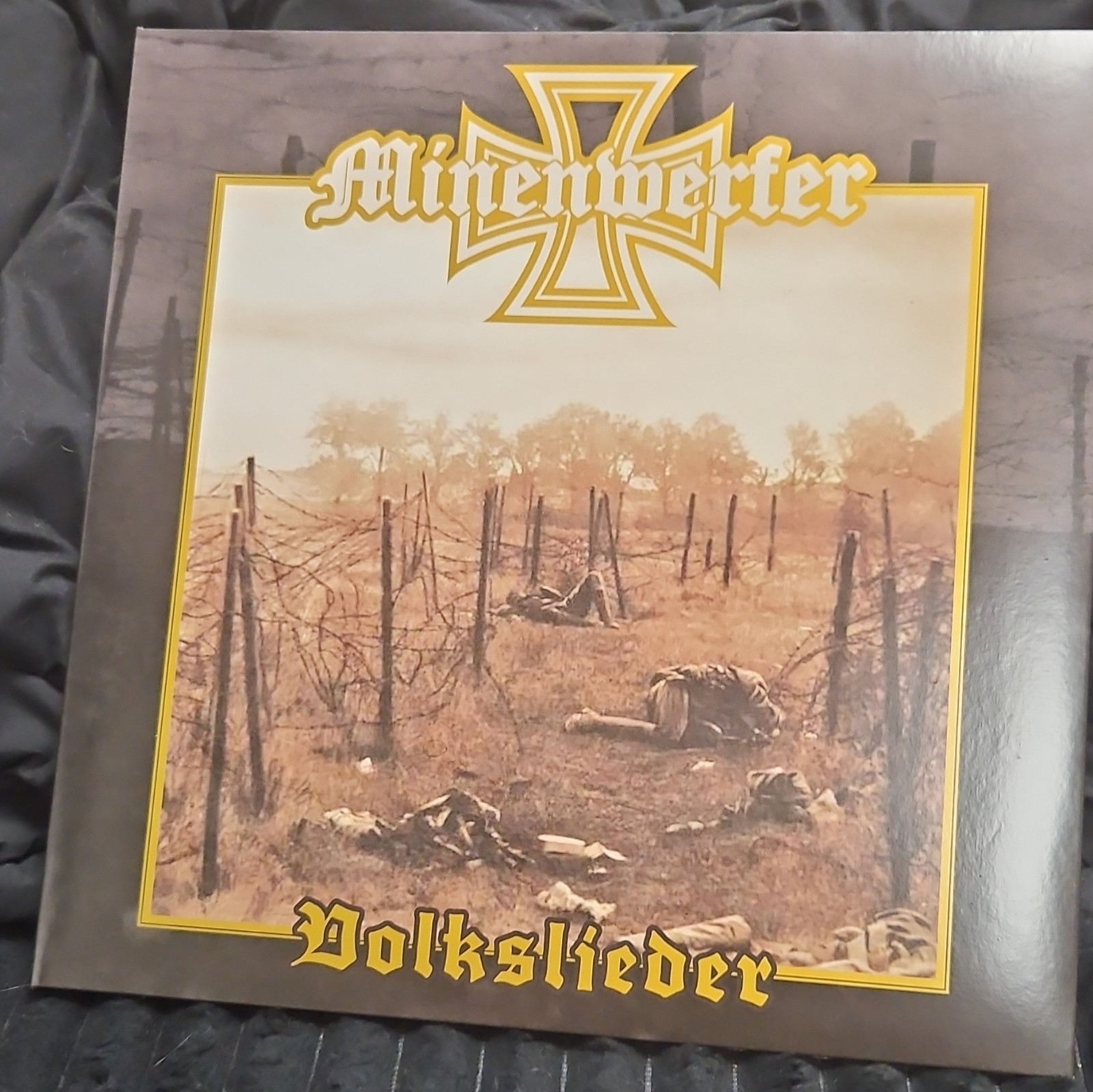 Minenwerfer Volkslieder Metal Green/Black Marble Colored Vinyl 12″ LP