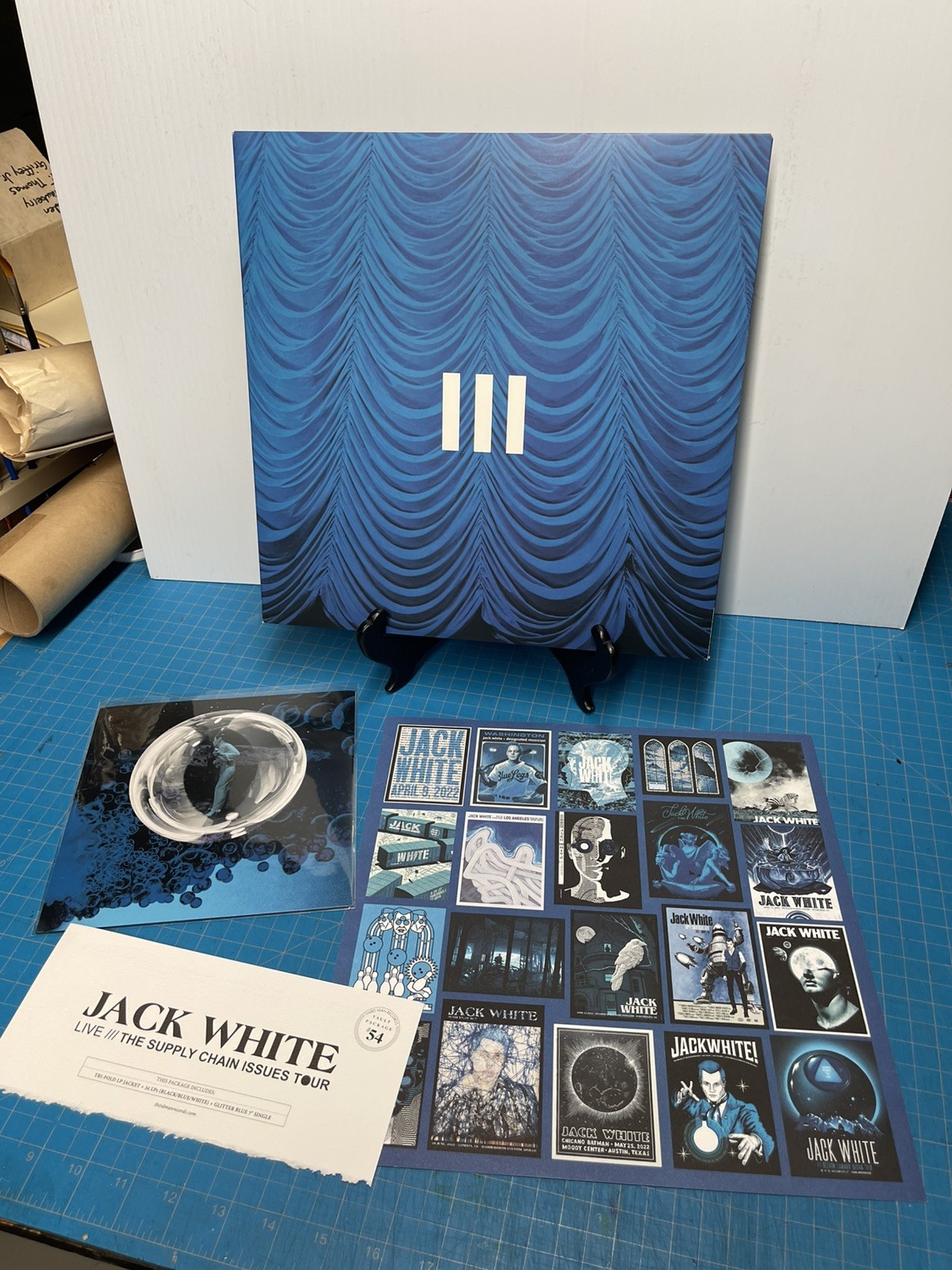 Jack White TMR Vault #54 The Supply Chain Issues Tour 3xLP + 7” Vinyl
