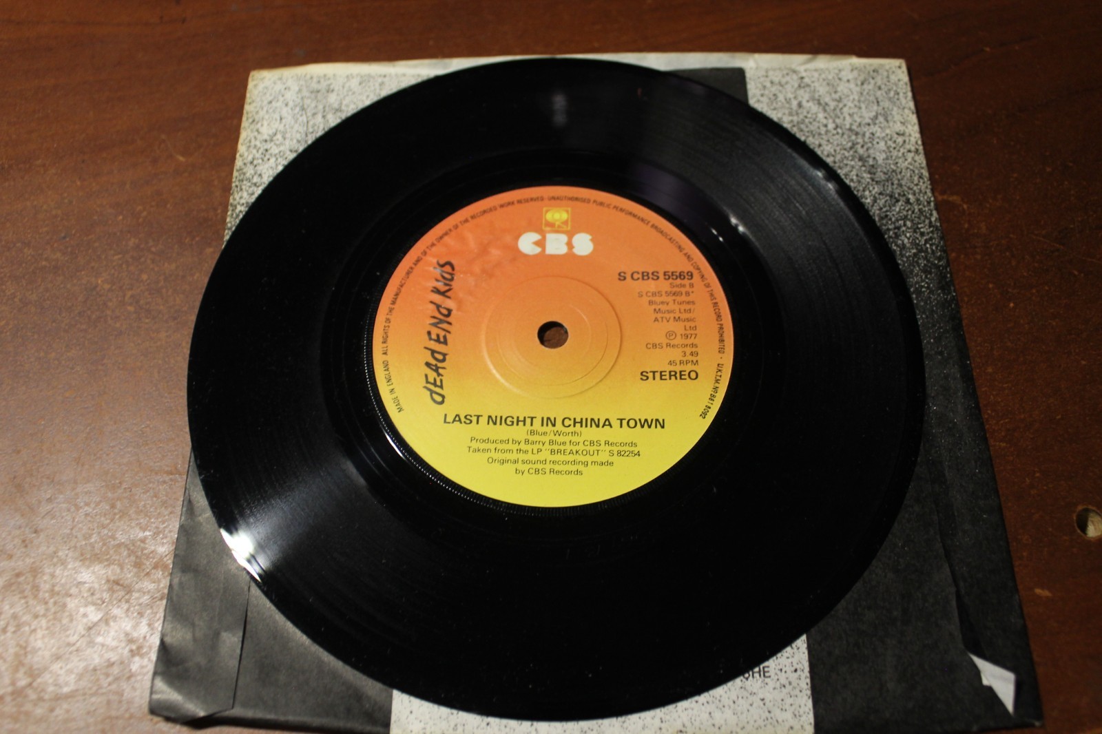 DEAD END KIDS LAST NIGHT IN CHINA TOWN / GLAD ALL OVER IMPORT 45 RPM RECORD