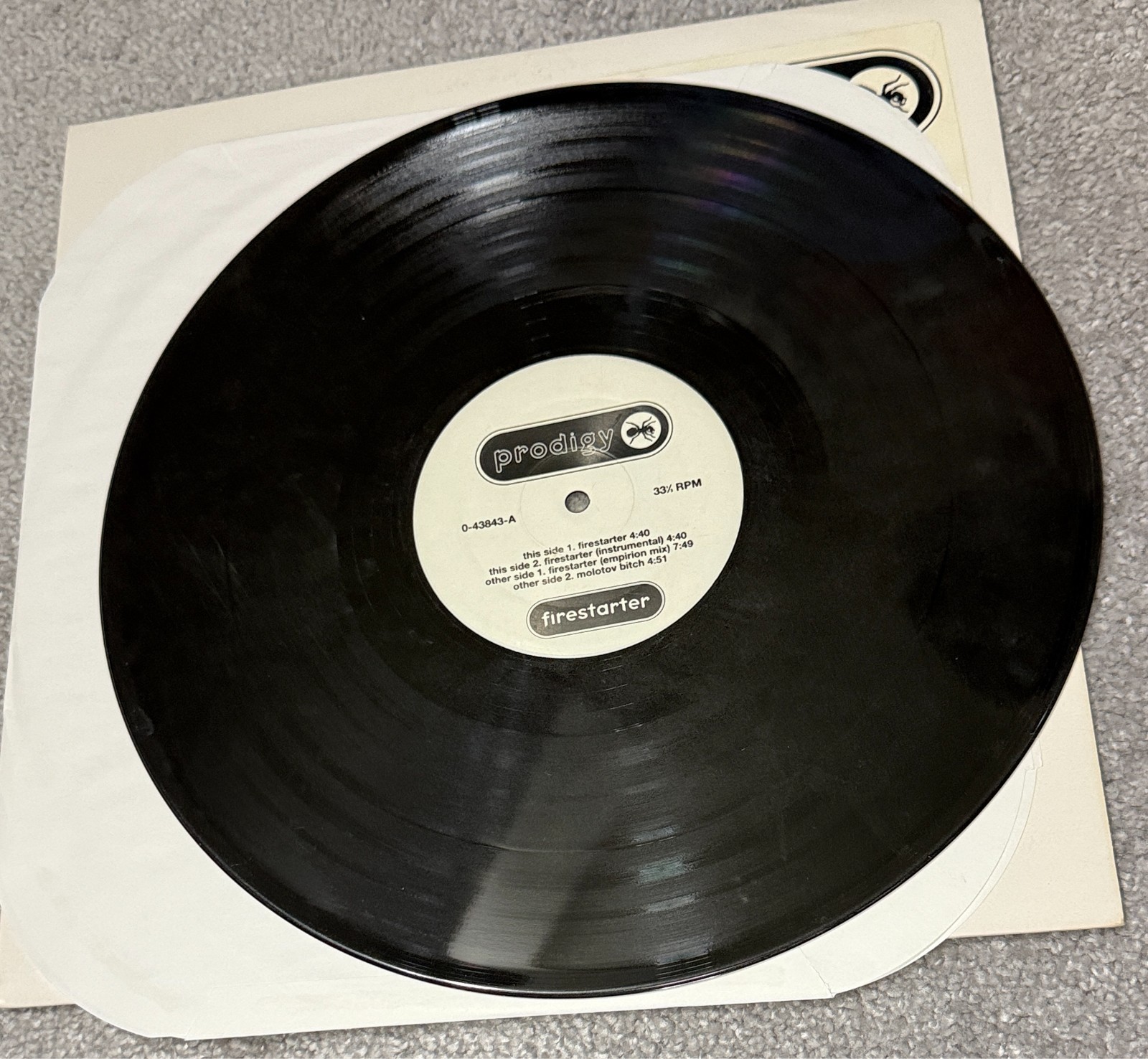 Prodigy Firestarter Limited Edition 12″ Maxi Vinyl Maverick 0-43843 – 1996