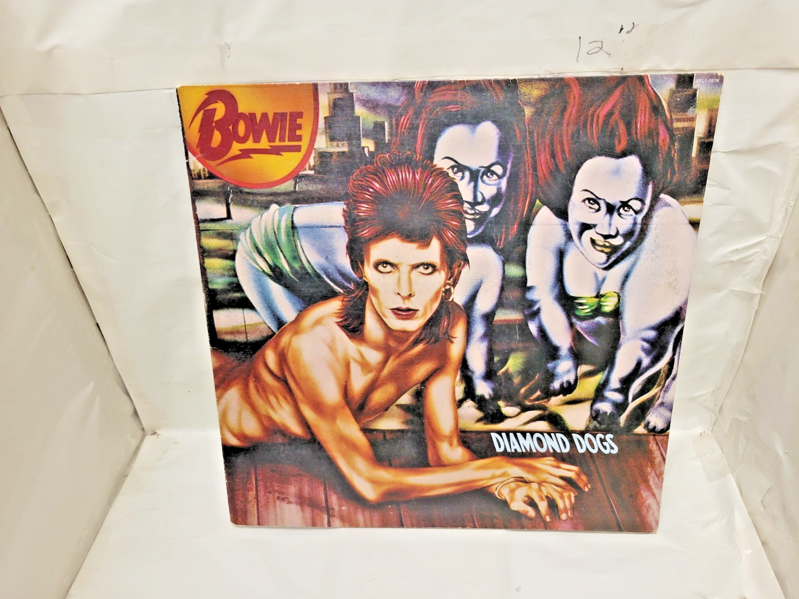 david bowie diamond dogs album (without record)