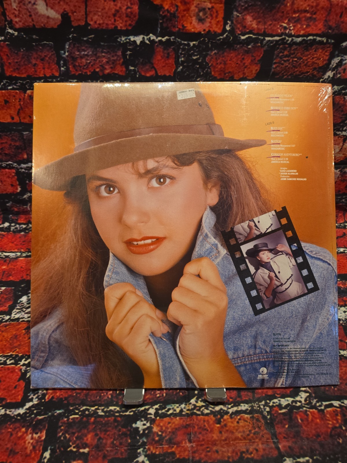 Lucerito – Escapate Conmigo – LP Vinyl – MADE IN MEXICO – 1st Press – SEALED