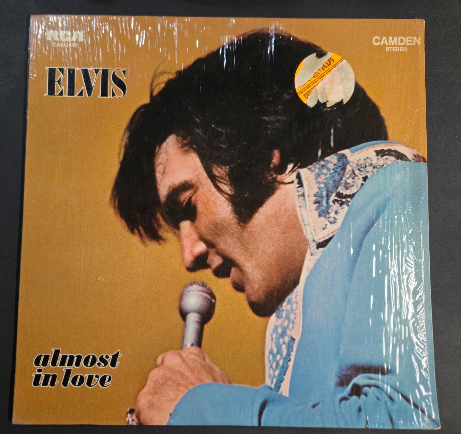 ELVIS PRESLEY Almost in Love Vinyl LP RCA Camden Records Stereo CAS–2440 SHRINK