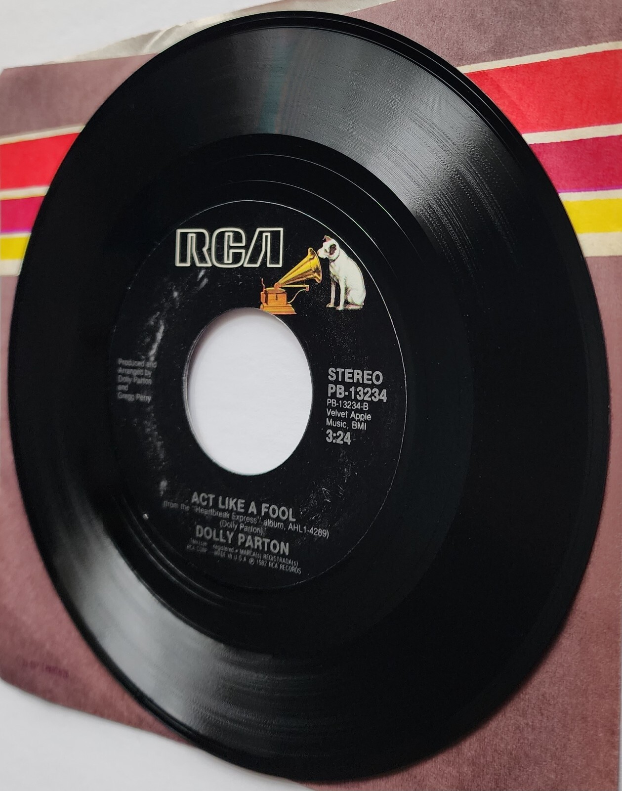 DOLLY PARTON – HEARTBREAK EXPRESS / ACT LIKE A FOOL 7″ SINGLE 45 RPM 1982 (RCA)