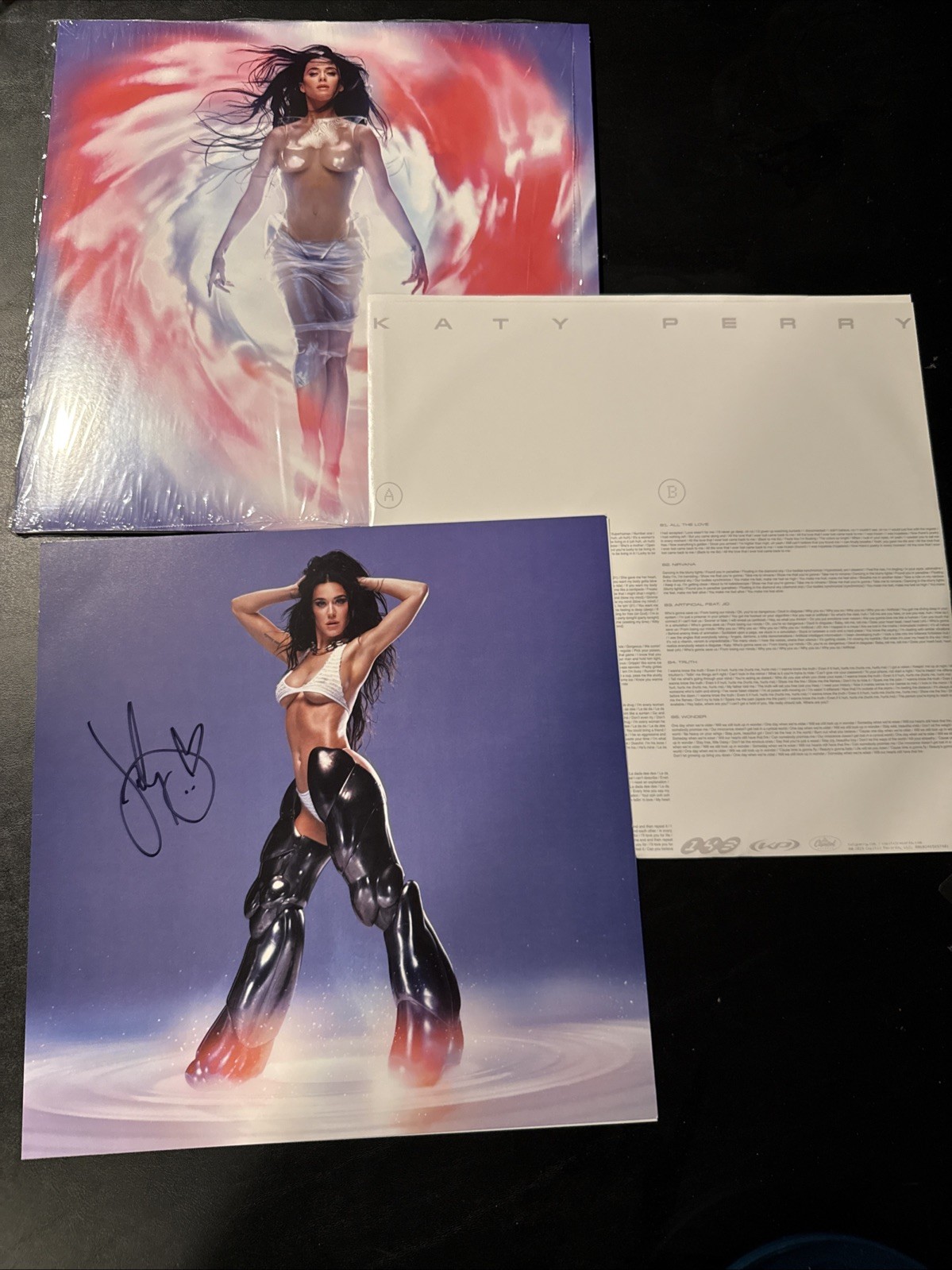 KATY PERRY – 143 – (2024)- SILVER VINYL RECORD – WEB EXCLUSIVE – SIGNED INSERT