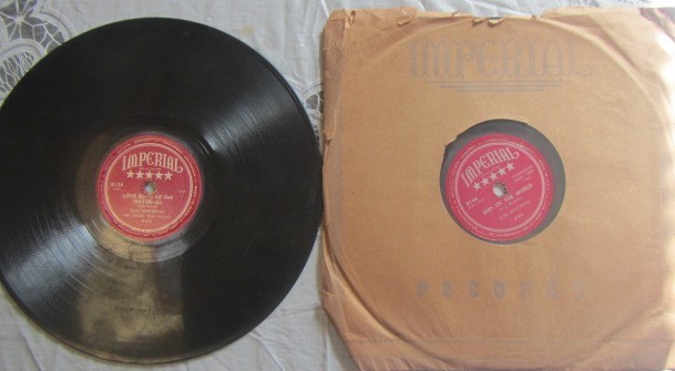 2 Slim Whitman 10″ 78RPM Records Bandera Waltz / End of The World + 2 love Songs