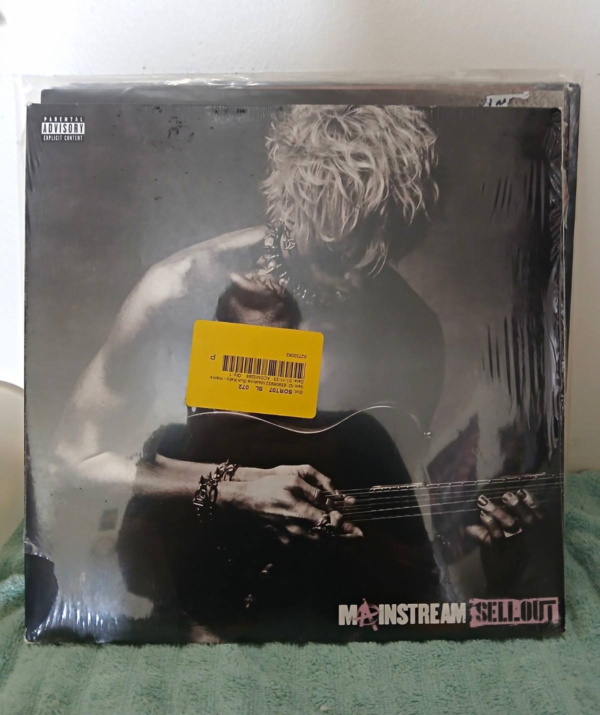 Machine Gun Kelly – Mainstream Sellout Vinyl LP Record, Bad Boy, Rock, Parental
