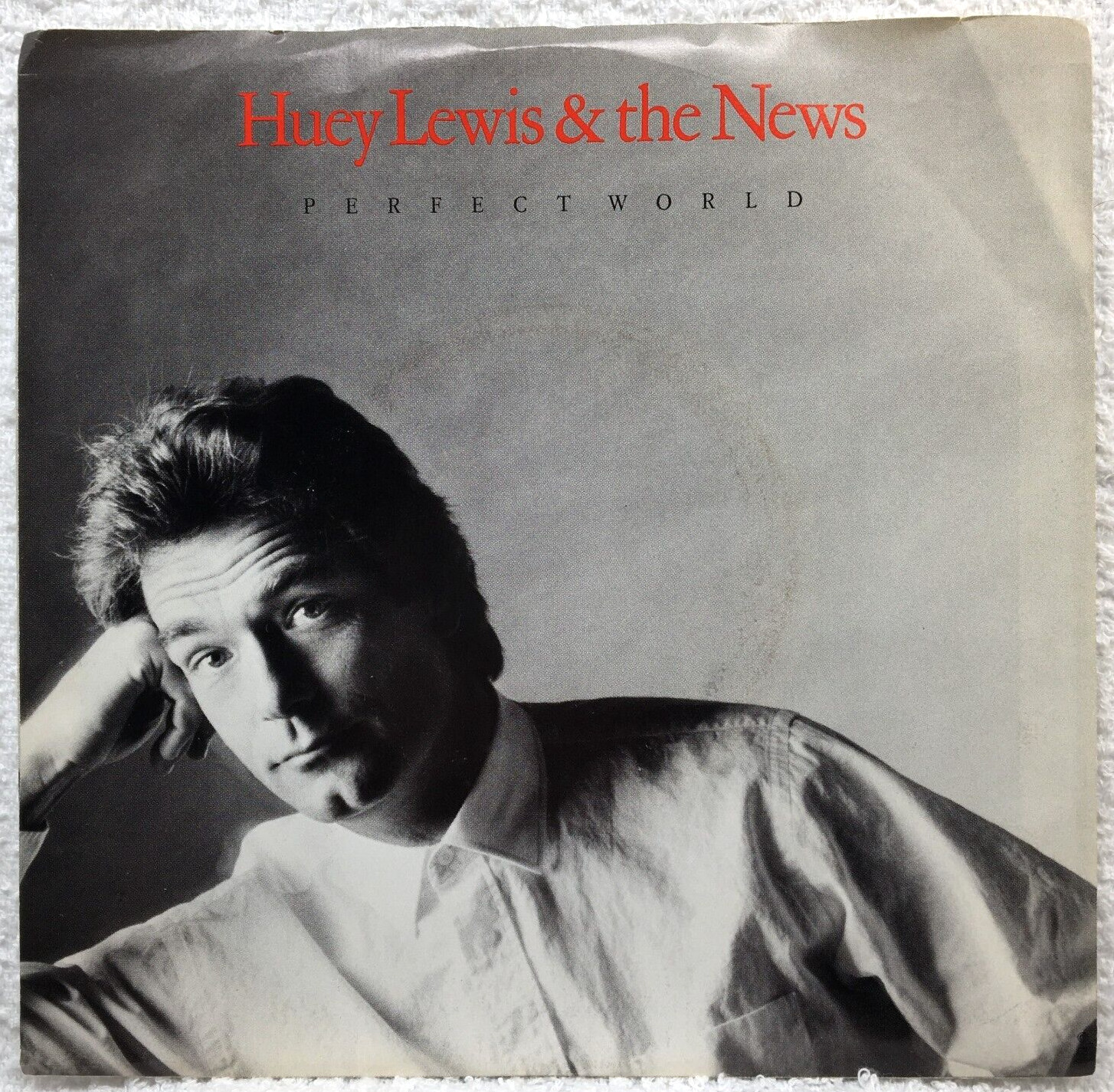 45 RPM Record Huey Lewis & the News Perfect World ~ Slammin’ Chrysalis VS4 43265