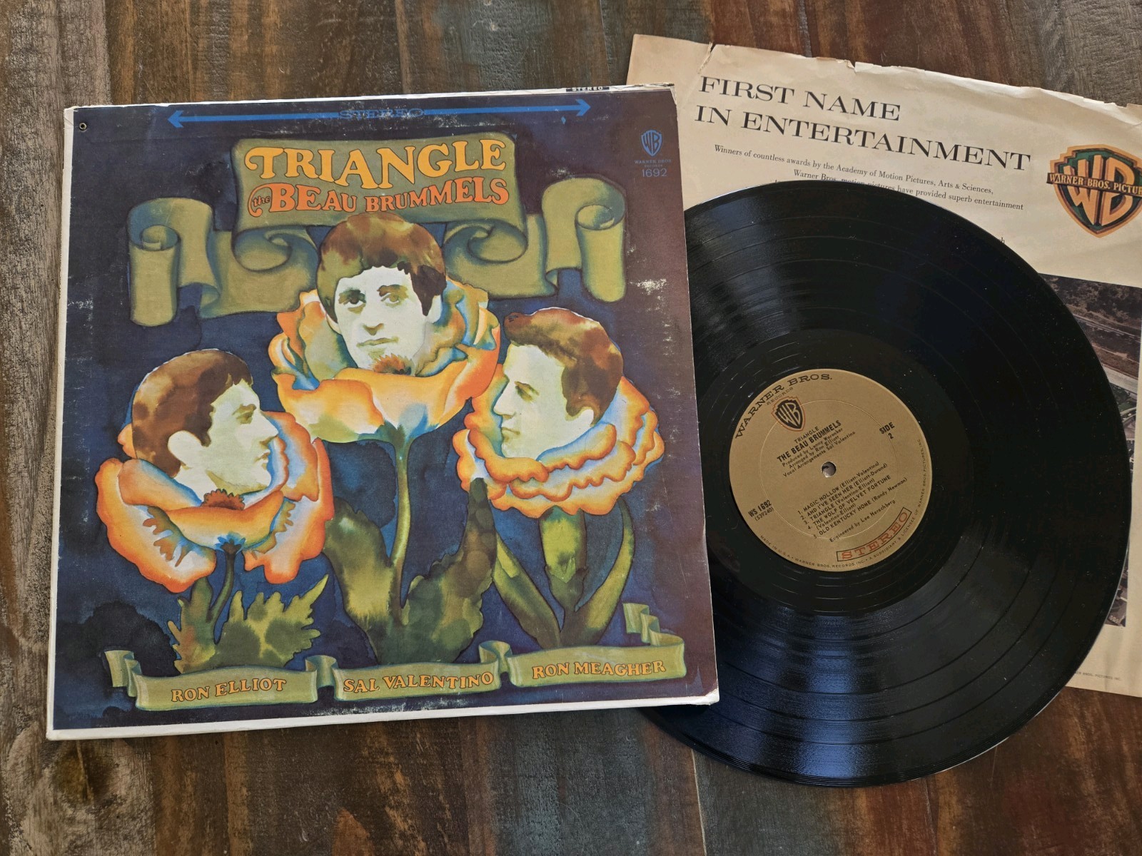 BEAU BRUMMELS Triangle Warner Bros LP Gold psych 1967
