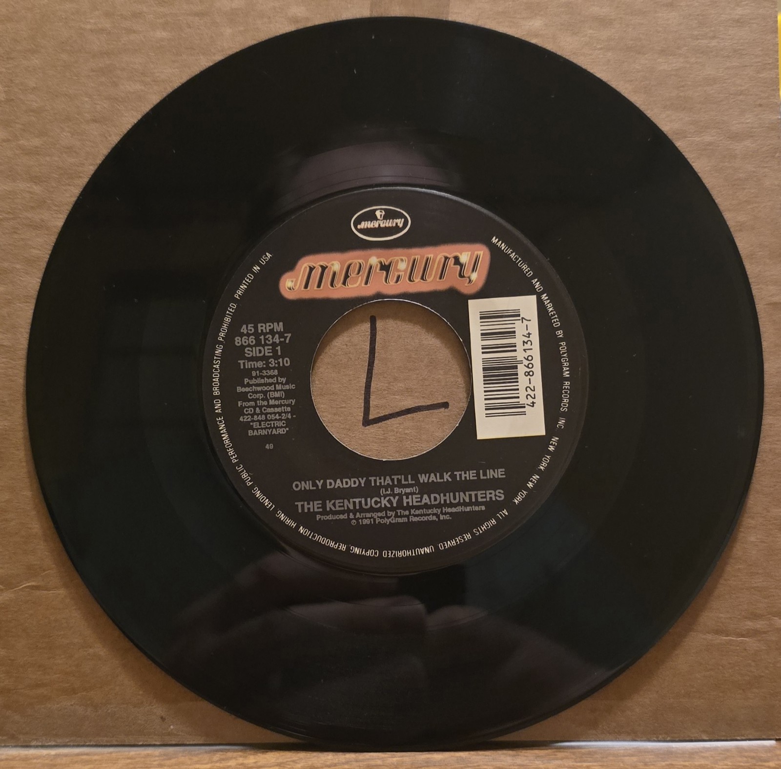 Kentucky Headhunters: Only Daddy That’ll Walk The Line/Walk Softly- VG+ | 1989
