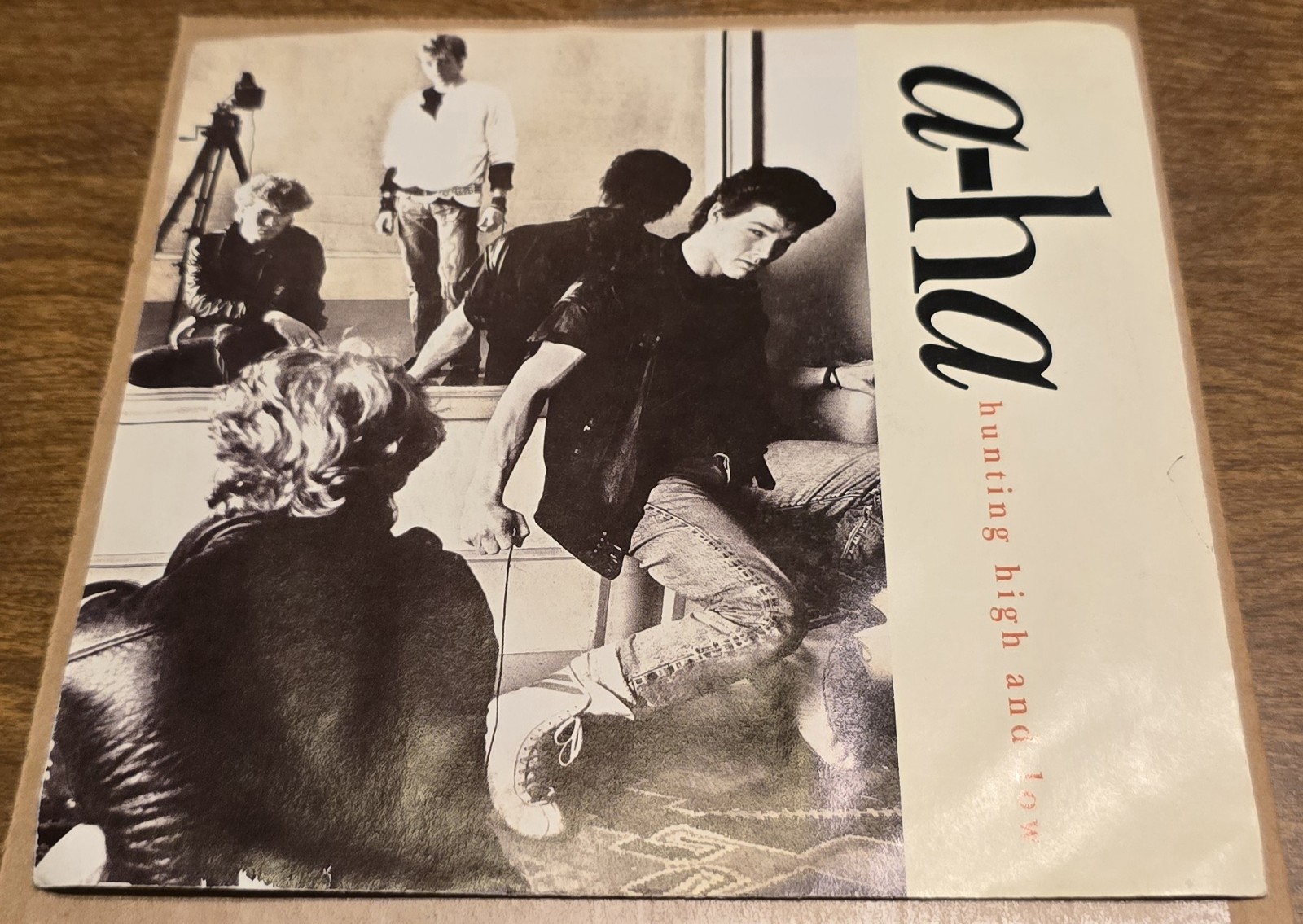 A-Ha: Hunting High And Low/And You Tell Me – NM/VG | 1986 Synth Pop 45rpm