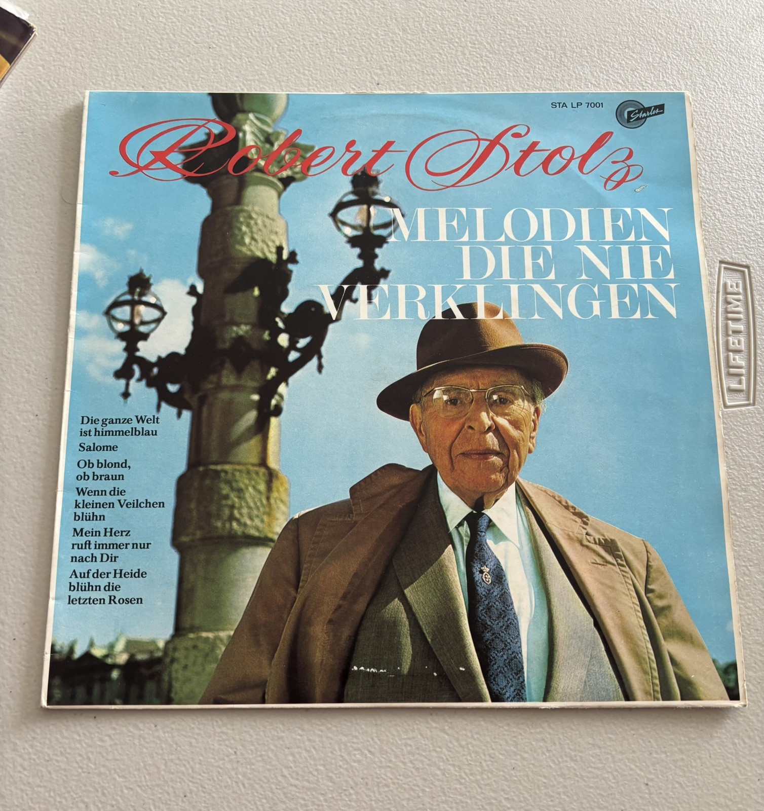 Mixed bulk Vinyls – 9 German / 1 international songs