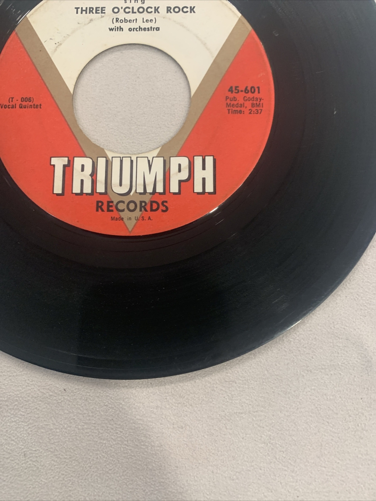 The Capitals 45 RPM – Write Me A Love Letter / Three O’Clock Rock (7″, Single)
