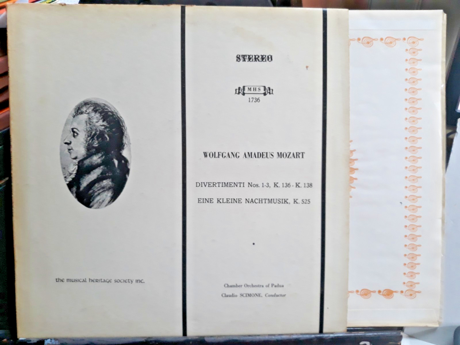 Wolfgang Amadeus Mozart Divertimenti~Eine Kleine Nachtmusik~Claudio Scimone Lp