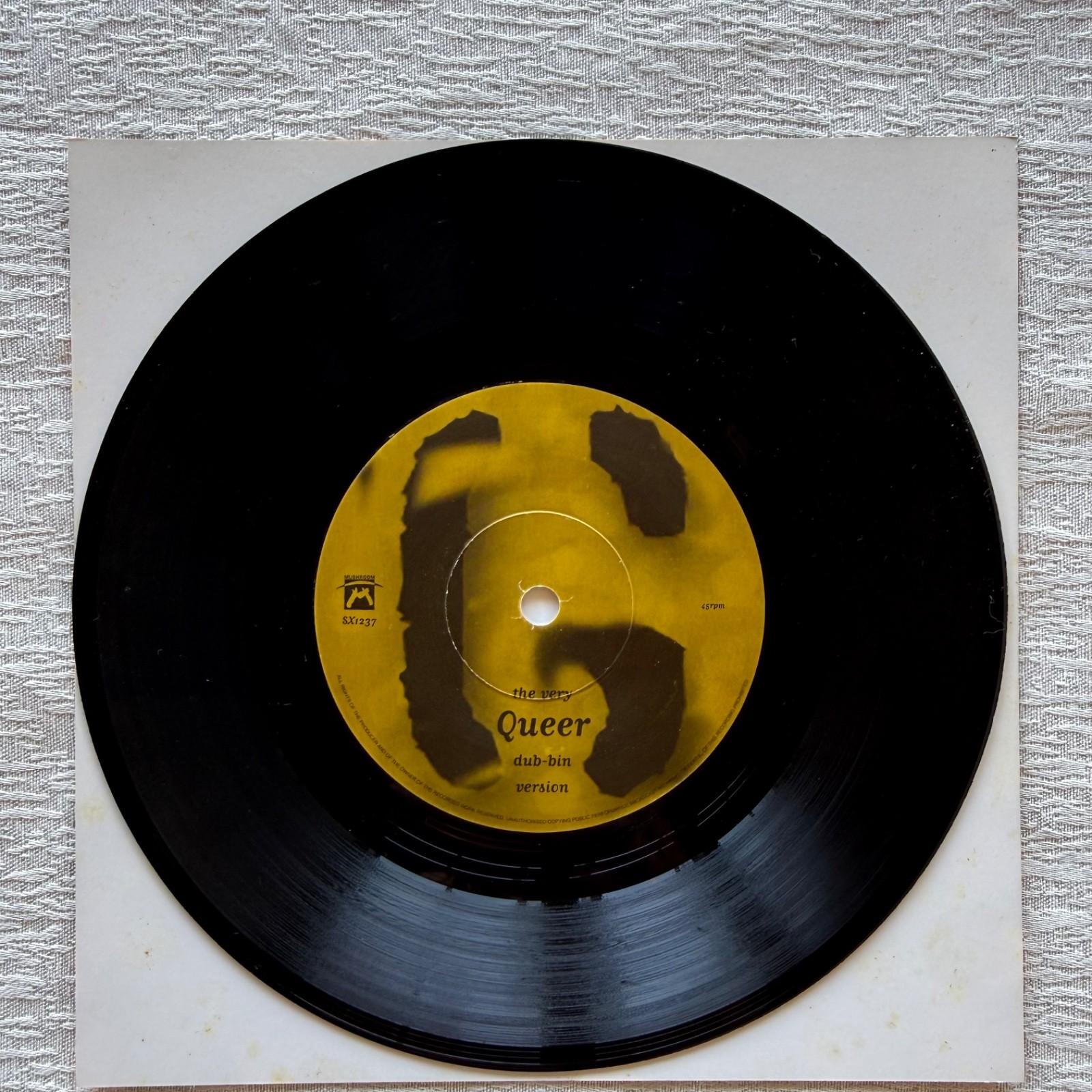Garbage Queer 7” Vinyl SX1237 1995 UK Mushroom Numbered w/ Case Insert Rare