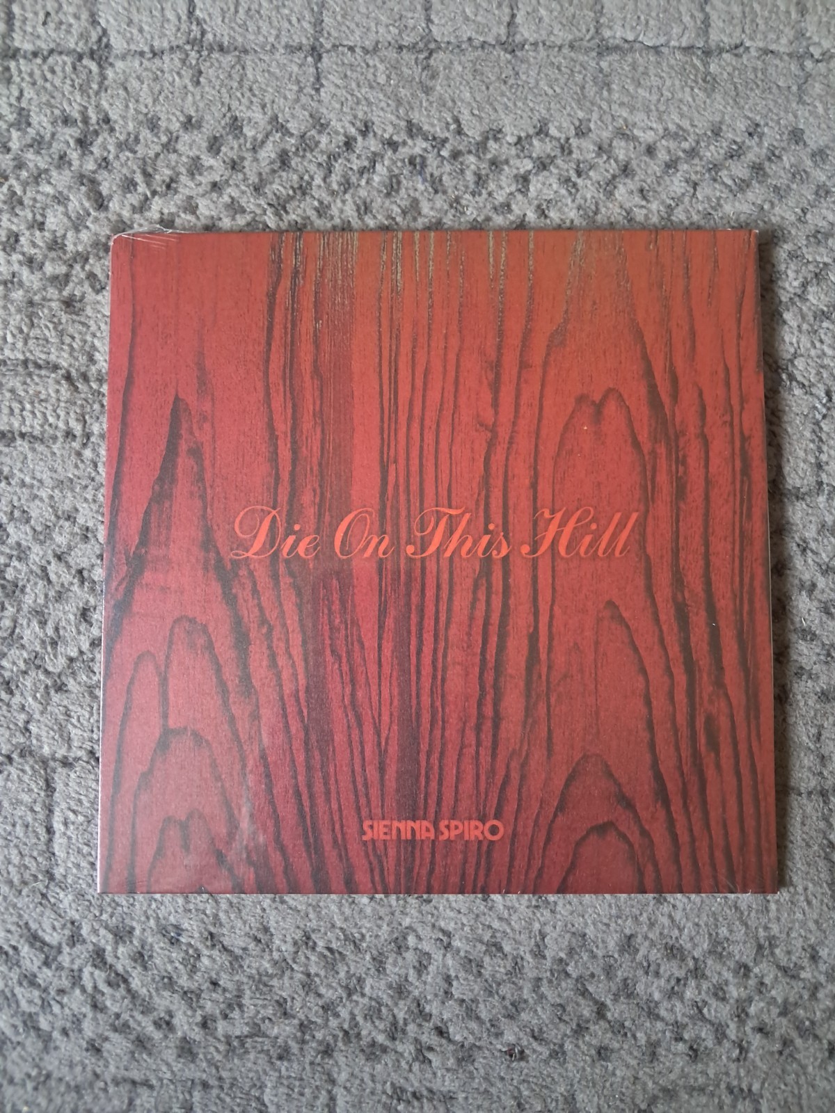 Sienna Spiro with Signed Insert – Die On This Hill Vinyl – Sunset Orange IN HAND