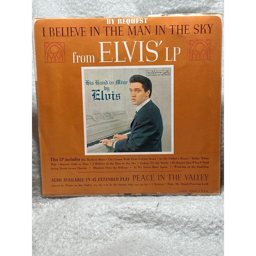 Vintag eVINYL 45 RPM ELVIS PRESLEY CRYING IN THE CHAPEL Single Collectible