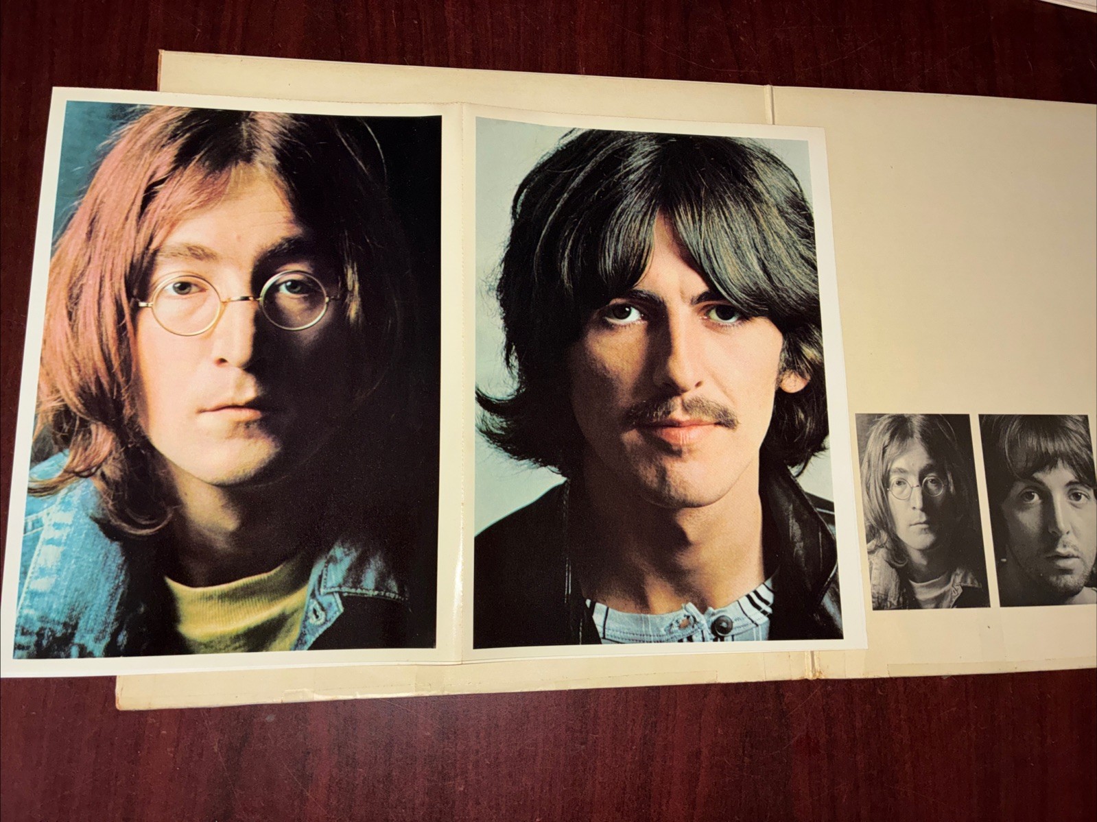 Rare Beatles White Album Green Apple Label Vinyl LP,2 Rec Set, Vintage 1968 7067