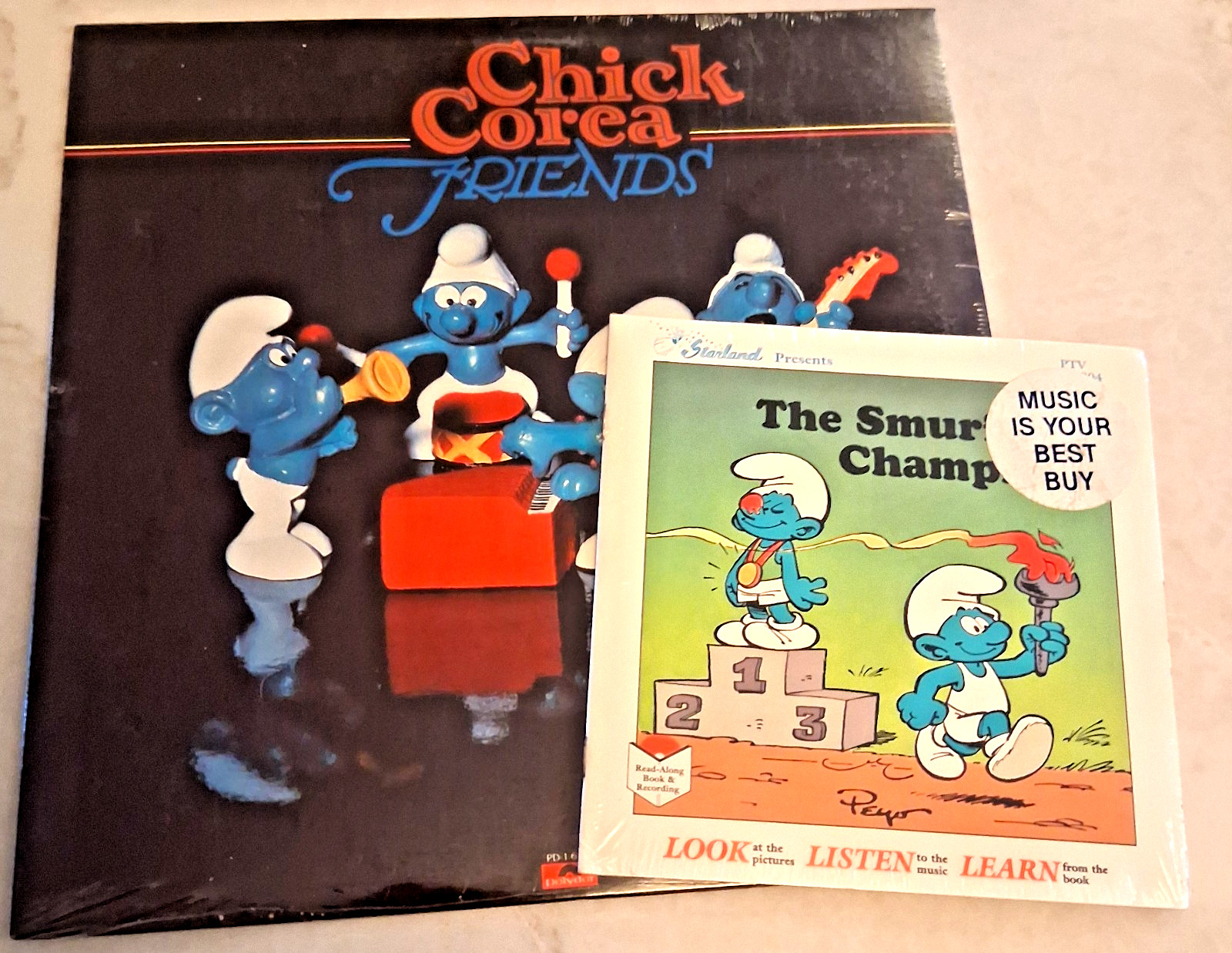 2 CHICK COREA  Friends 33 1/3 rpm Vinyl Record Book SMURFS PVC Toy Cover SEALED