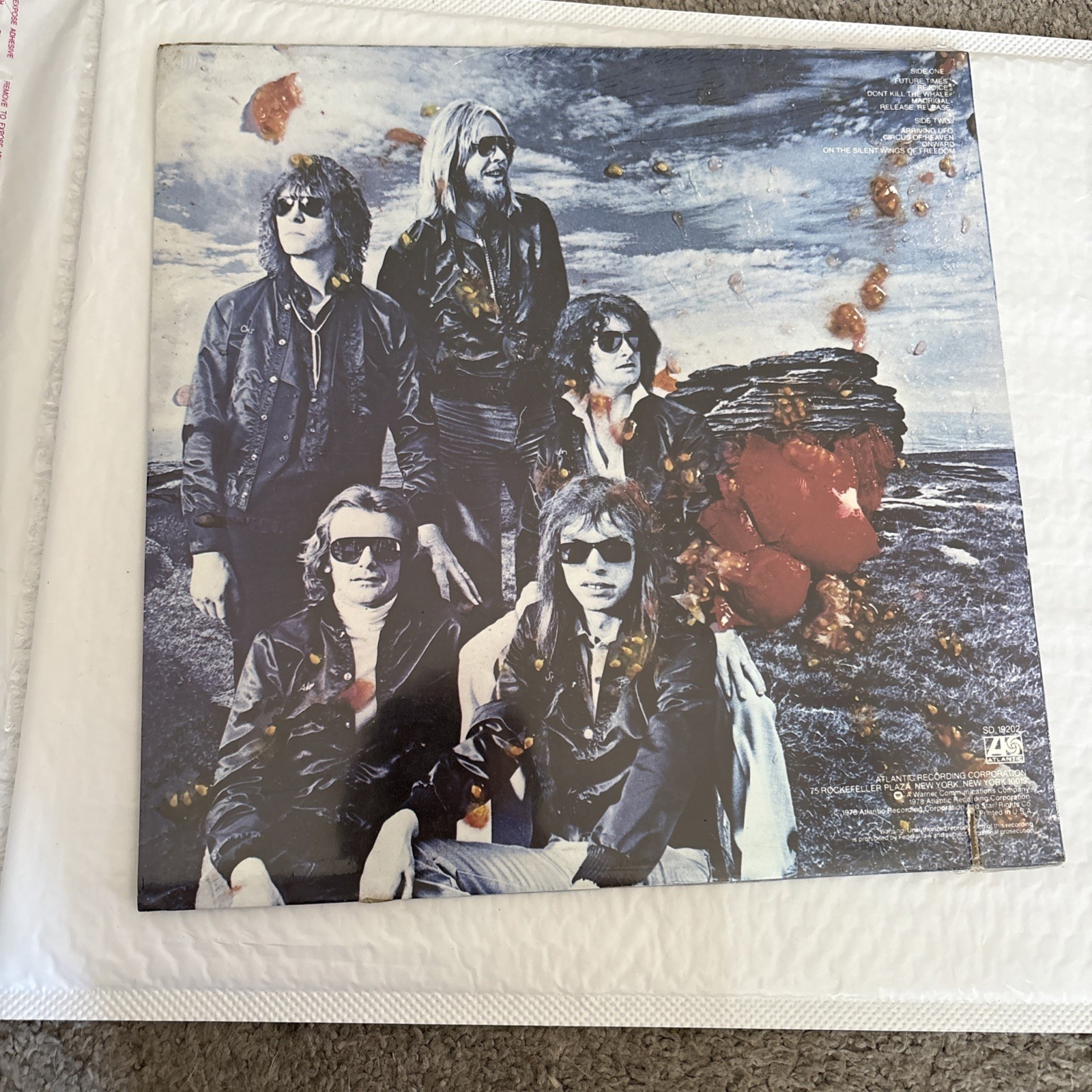 Yes Tormato Lp Vinyl (New With Damage) Record