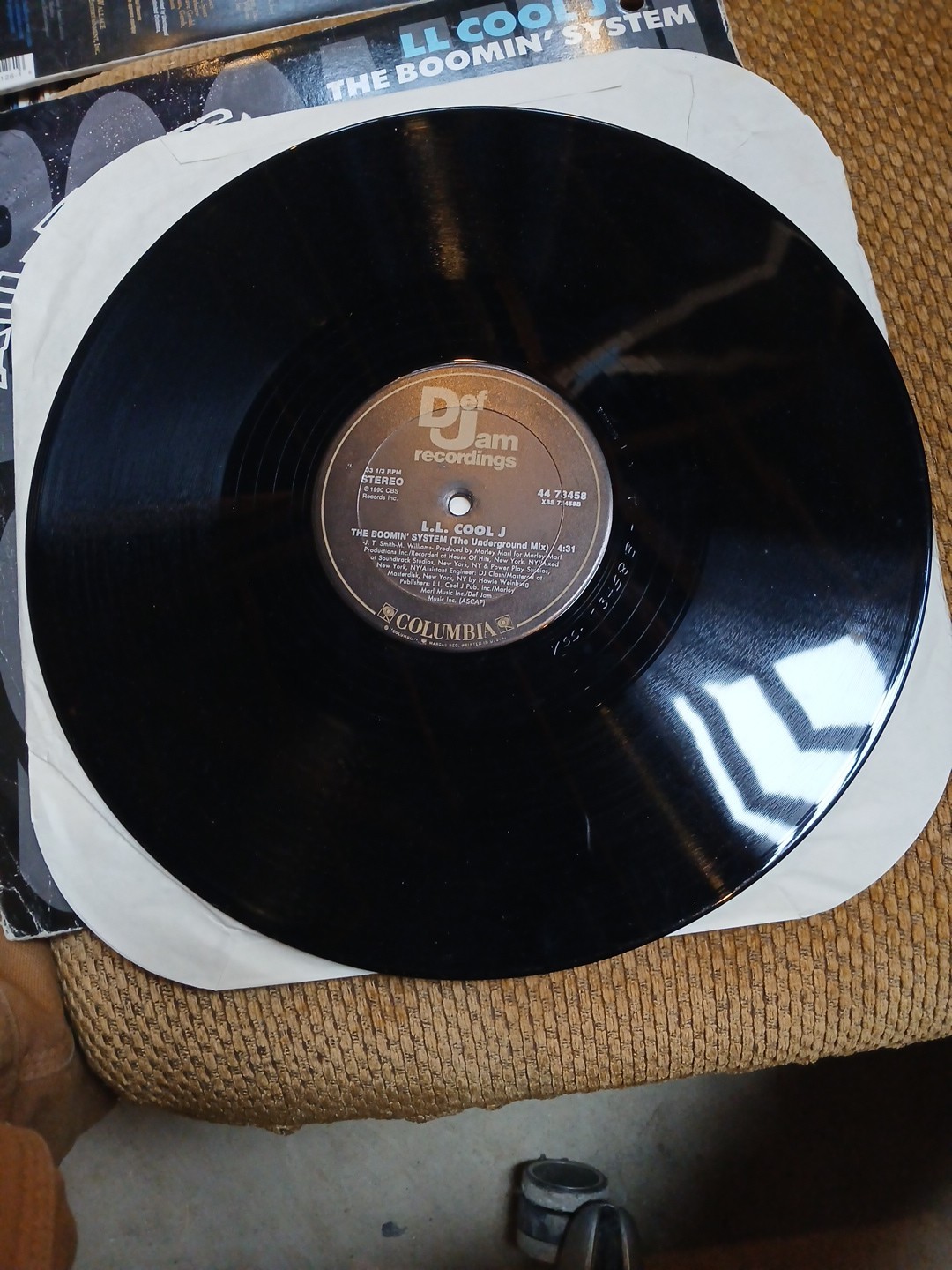 LL Cool J – The Boomin’ System Featuring Uncle L – 12” Vinyl Def Jam Recordings