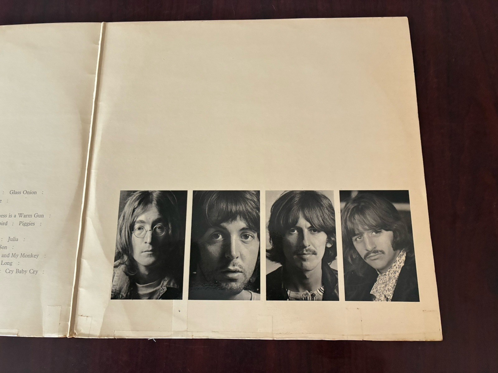 Rare Beatles White Album Green Apple Label Vinyl LP,2 Rec Set, Vintage 1968 7067